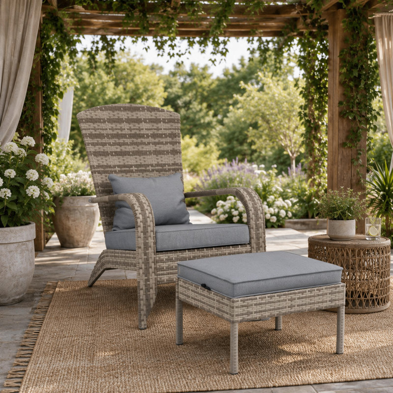 Ensemble de chaise Adirondack et repose-pieds en rotin PE de style classique avec coussins amovibles pour porche de terrasse et bord de piscine