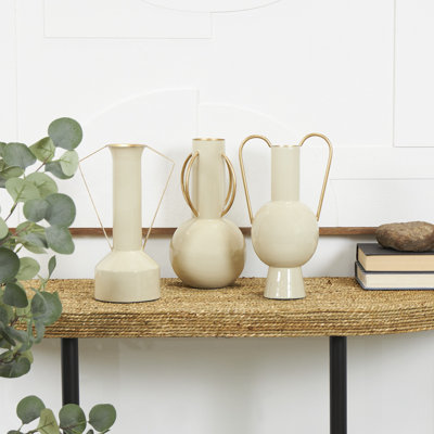 Vase de table en métal 