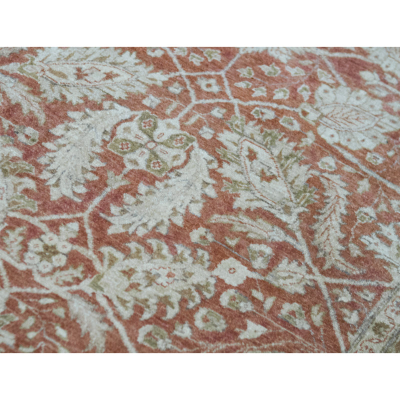 Tapis carré rouille et ivoire de haute qualité noué à la main