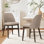 Chaise rembourrée moderne en tissu compact avec pieds en bois massif, dossier ergonomique incurvé, assemblage facile
