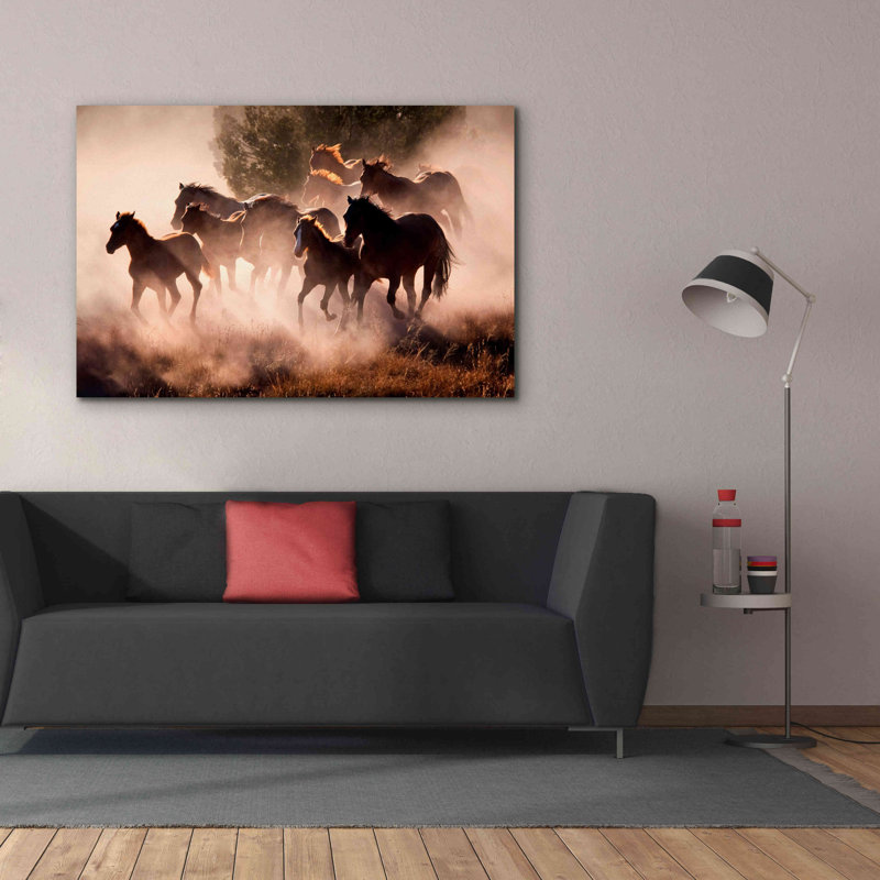 «Horses» par Lisa Dearing, estampe numérique sur toile, H 40 po x l 60 po x P 1,5 po