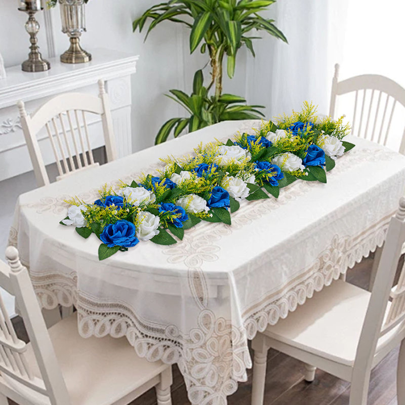 Boules de fleurs pour centres de mariage Arrangement floral faux bleu + blanc