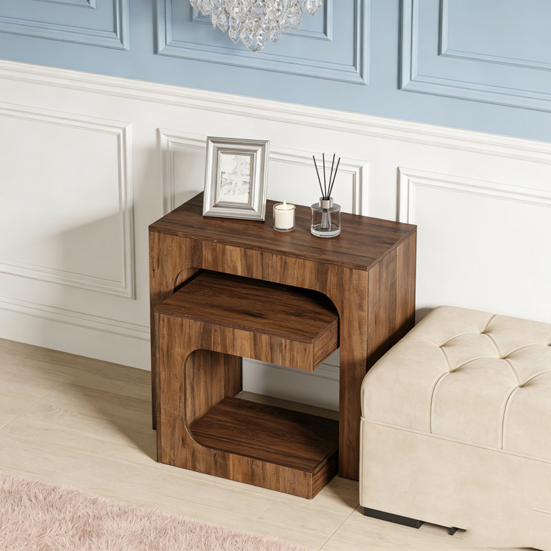 Ensemble de petites tables de bout Nesting