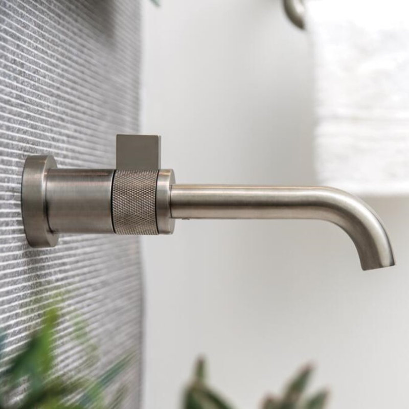 Litze® Wall Mount Bathroom Faucet, 1.5, Luxe Nickel