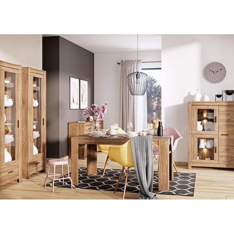 Saskia Dining Table