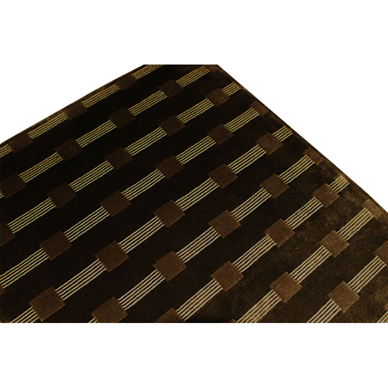 Hand-Knotted High-Quality Taupe Area Rug