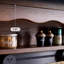 Buffet en bois massif noir et noyer