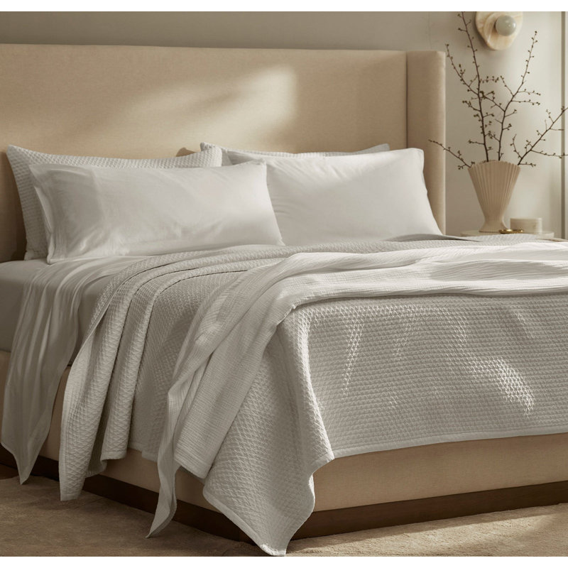 Signature Textured Stitch Quilt, Twin Quilt, White