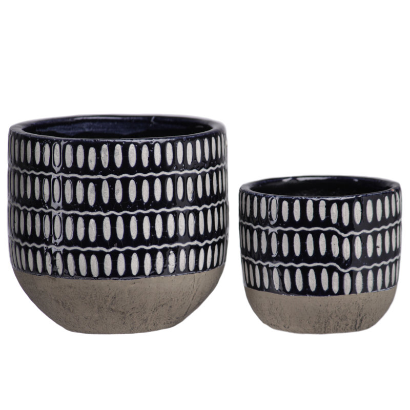 Reanna Handcrafted Terracotta Indoor / Outdoor Pot Planter