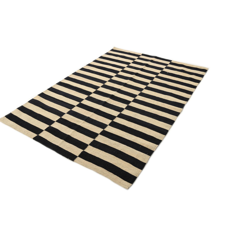 Tapis noir et blanc Noor
