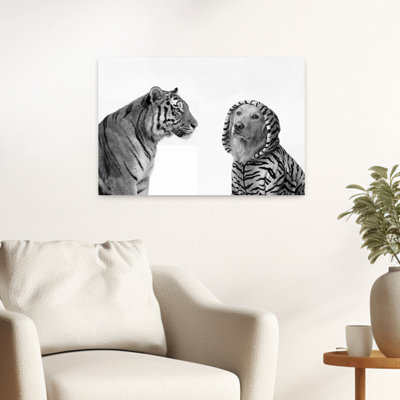 Tigre et chien costumé, art mural tigre contemporain