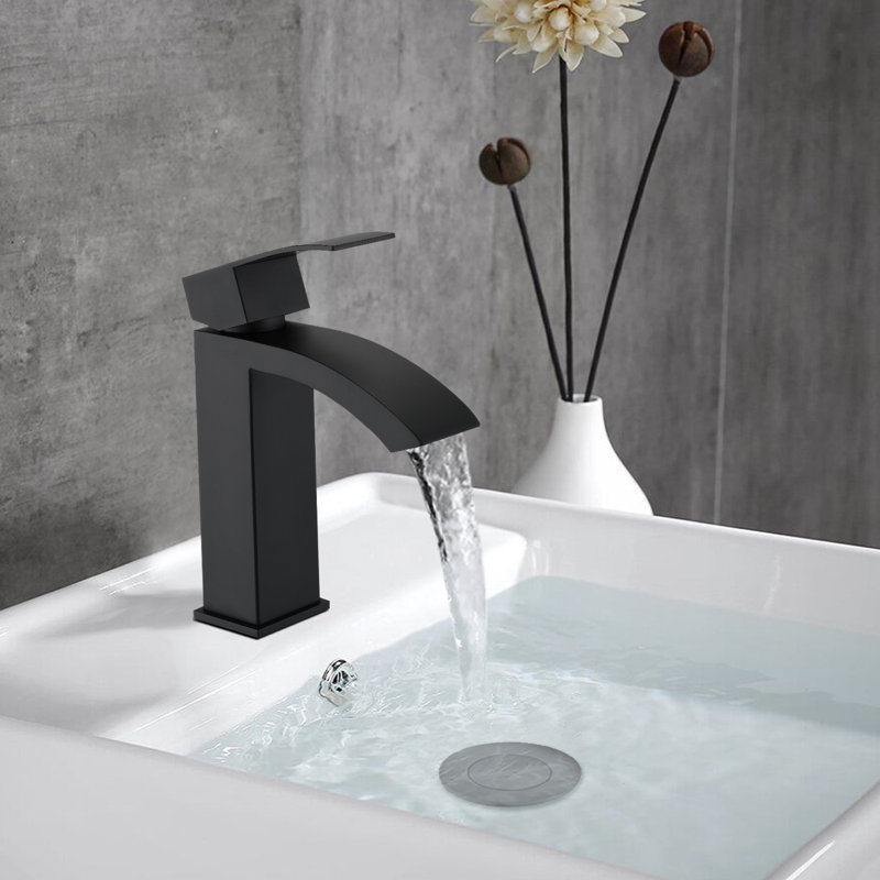 Single-Hole Bathroom Faucet, Matte Black