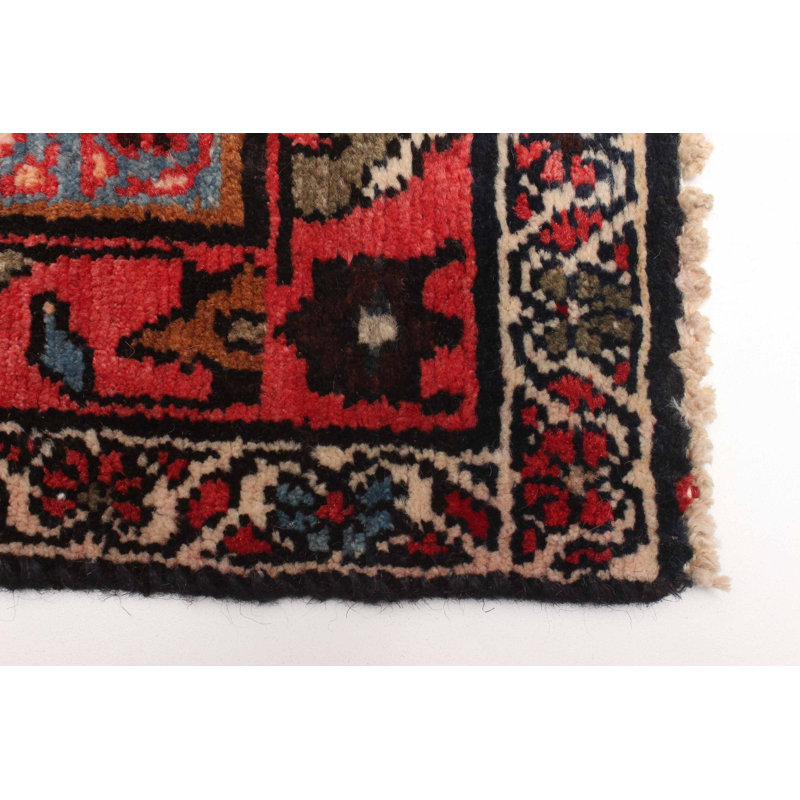Tapis rouge Anadol 3 pi 7 po x 6 pi 2 po