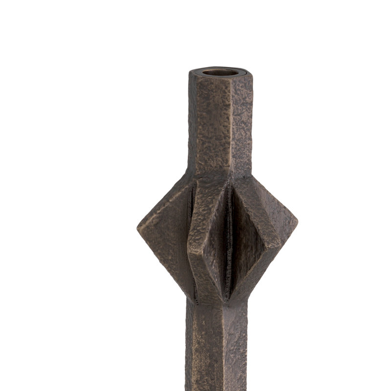 Conti Candlestick