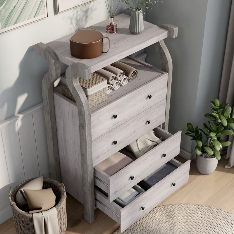 Antwonette 4 Drawer 30.87" W Gentleman's Chest