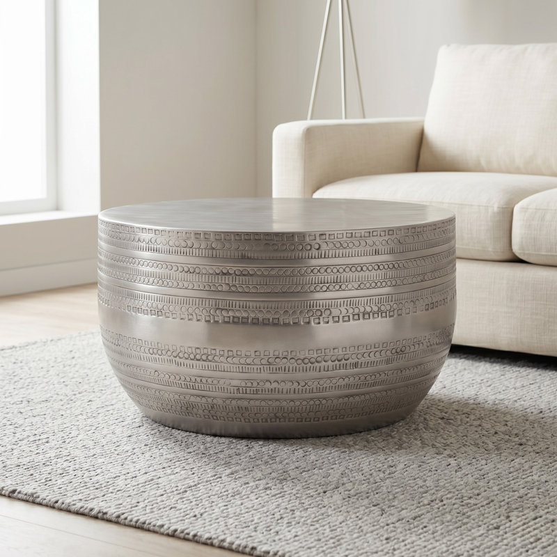 Table basse tambour moderne en aluminium martelé texturé en métal, fer estampé à la main, Argent argent