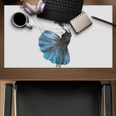 Small blue ballerina - 14.00"x24.25" Desk mat