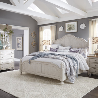 Harlowe Queen Poster Bed w/ Dresser & Mirror, Nightstand Set