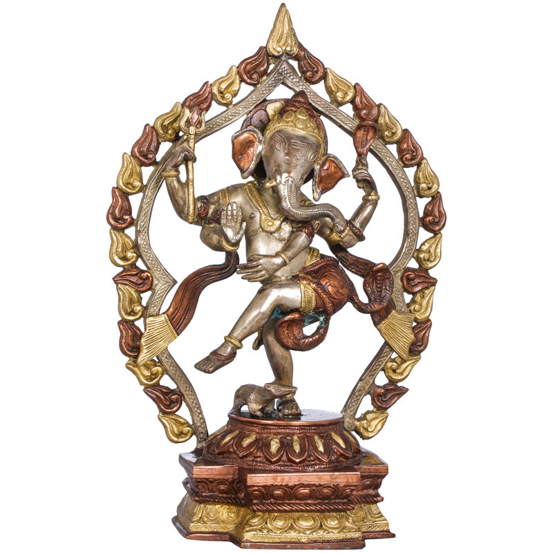 Ganesha dansant avec auréole enflammée