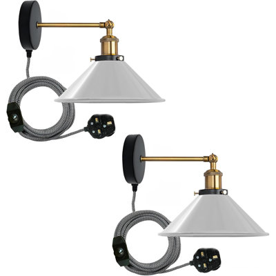 Plug-in Armed Sconce