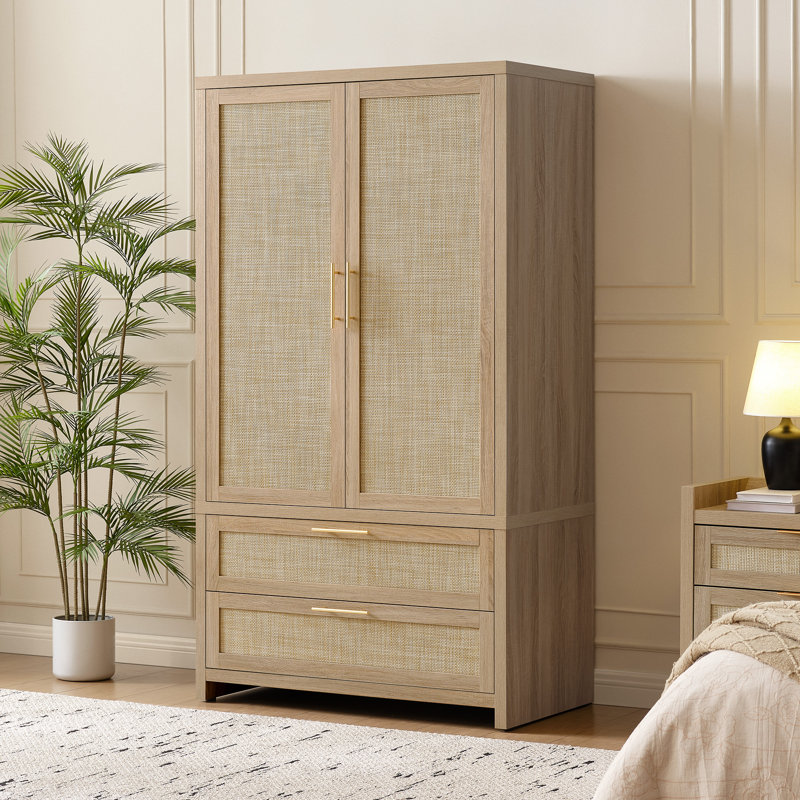 Armoire 70 po H 70,86 po en rotin d'inspiration bohémienne, Chêne clair