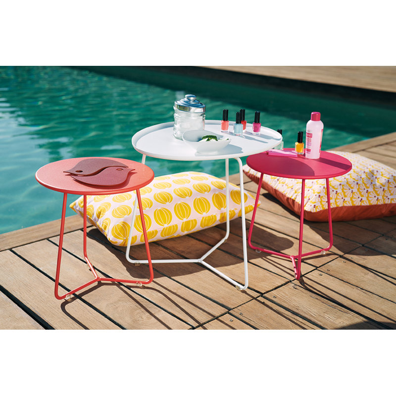 Cocotte Outdoor Round Side Table, 14" H x 13.5" L x 13.5" W, Anthracite