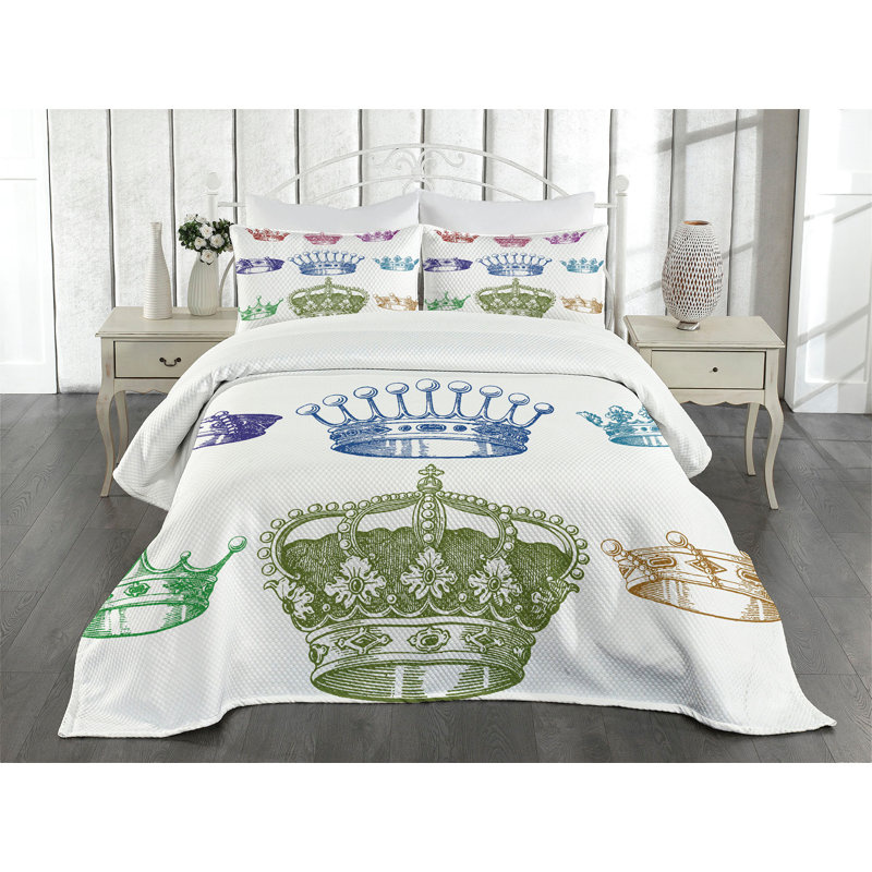 King White Multicolor Crown Pattern Bedspread Set