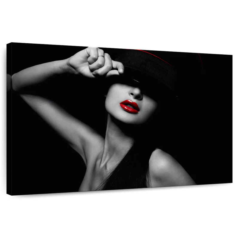 Lèvres rouges, femme classique, H 24 po x l 36 po