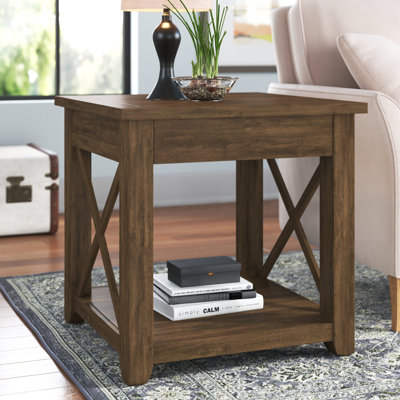 Winni End Table