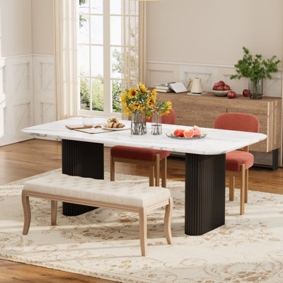 Ensemble de table de salle à manger 5 pièces Djanira, table de salle à manger rectangulaire 70 "avec banc et chaises rembourrées Carving, ensemble de table de cuisine, ensemble de table de salle à manger, ensemble de salle à manger
