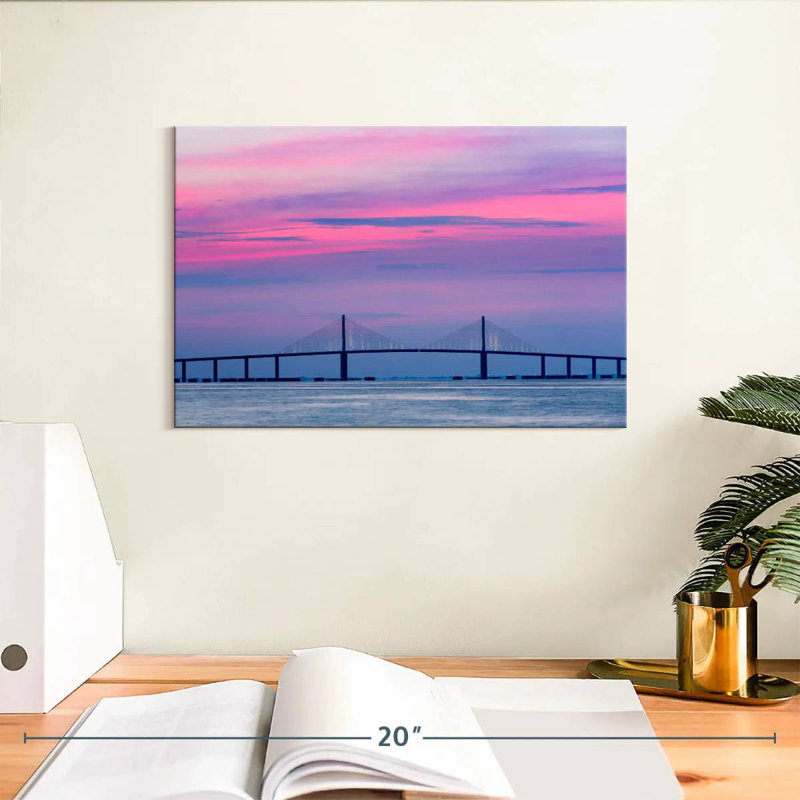 Lilie Pastel Sky Bridge