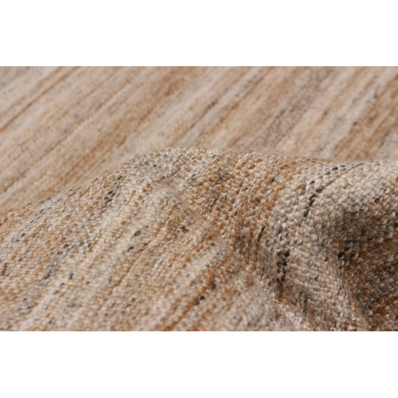 Tapis rectangulaire unique 5 pi 5 po x 7 pi 6 po