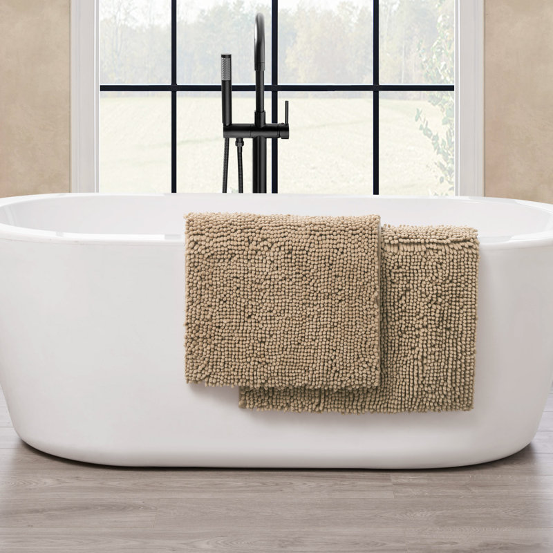 Aguon Non-Slip Bath Rug, Linen