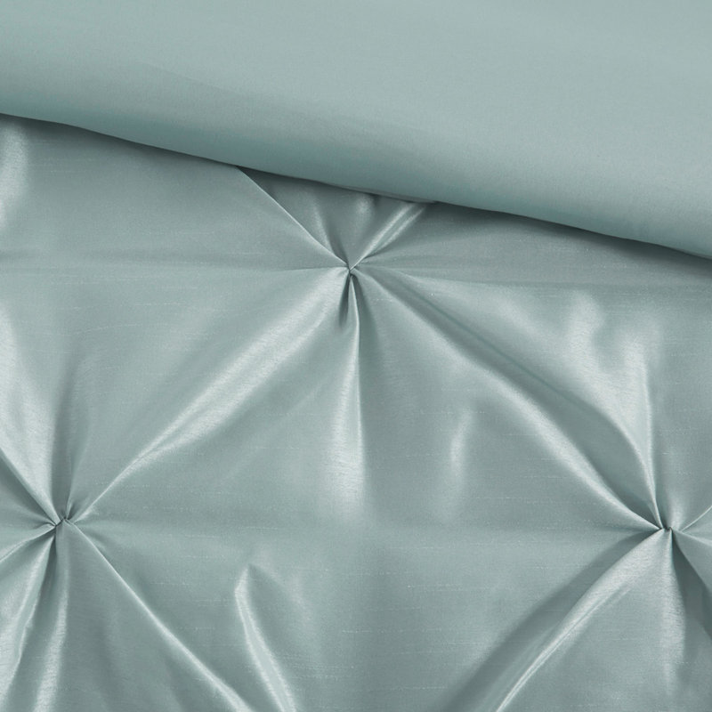 7 Piece Tufted Comforter Set Seafoam