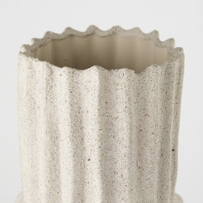 Vase de table en céramique Zahari, Crème, H 23 po x l 6,7 po x P 6,7 po