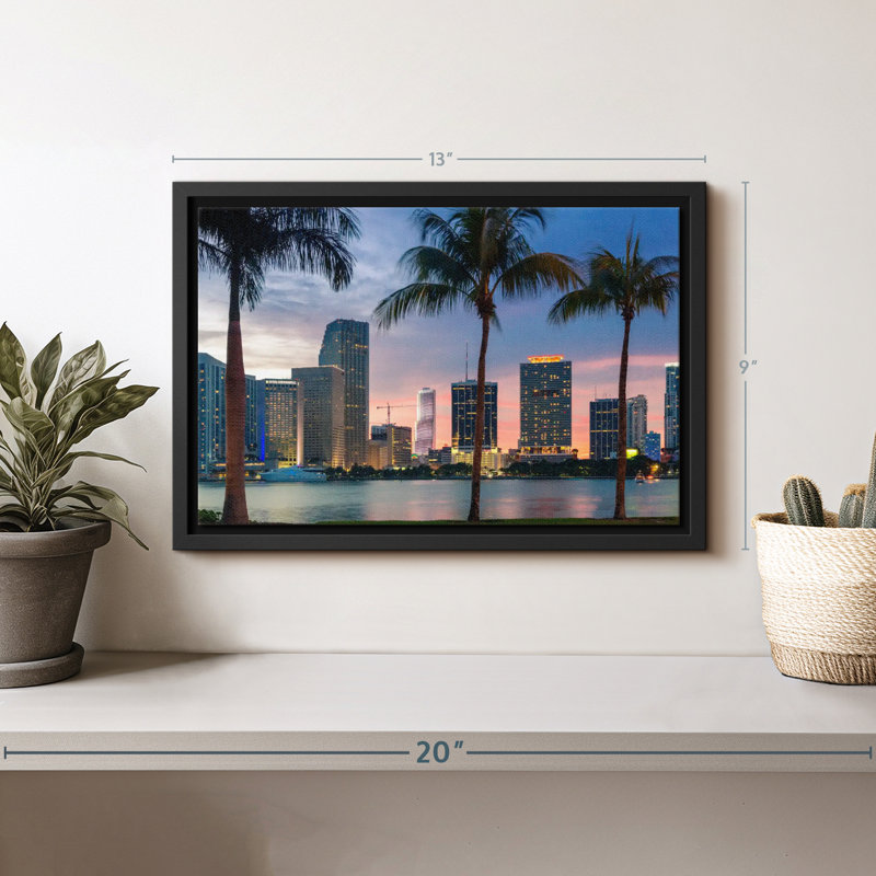«Miami Skyline At Dusk», reproduction sur toile, H 9 po x l 13 po