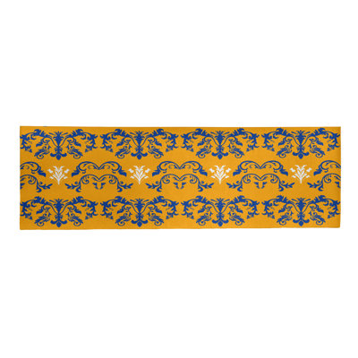 Tapis de couloir doré