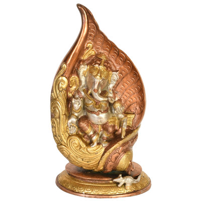 Ganesha dansant en conque