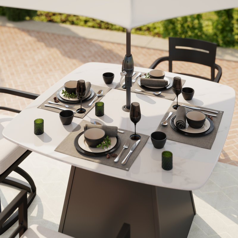 Ensemble repas carré blanc en aluminium 5 pièces avec coussins Sunbrella