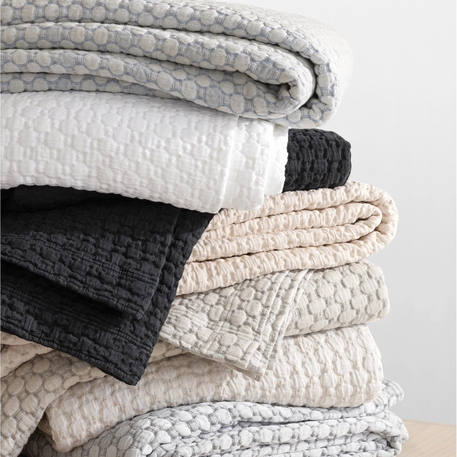 Lodi Matelasse Coverlet, Queen Coverlet, Blue