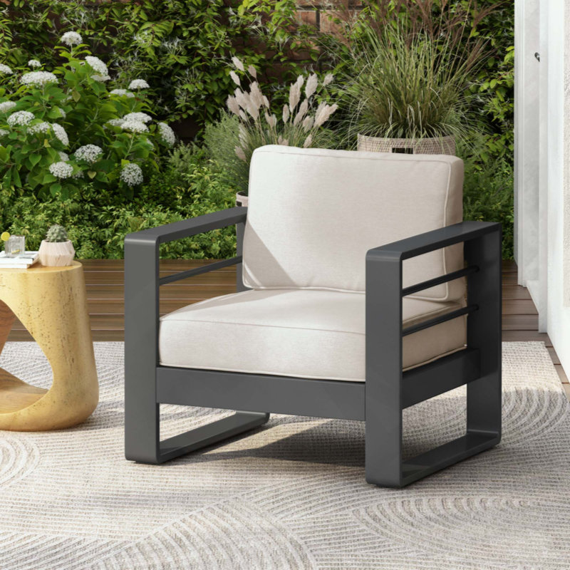 Fauteuil club d'extérieur durable avec structure et coussin en aluminium pour une assise confortable, 1