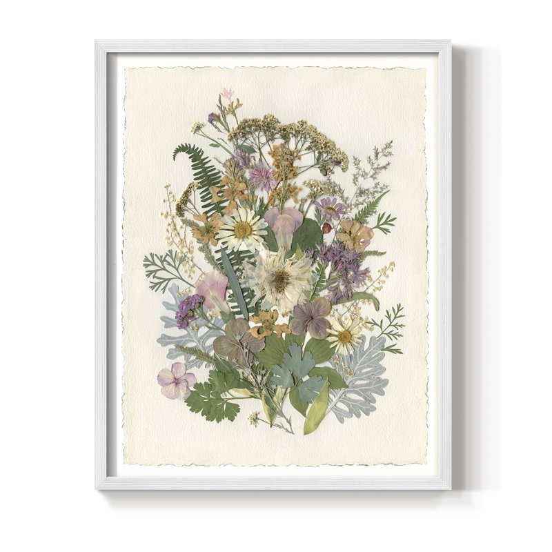 Organic Bouquet II, reproduction encadrée - bois massif, H 15 po x l 12 po, Blanc