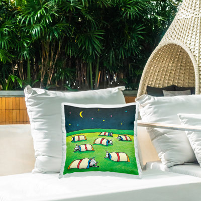 Coussin d'extérieur imprimé Pasture Cows Bedtime Design par Roger Straub