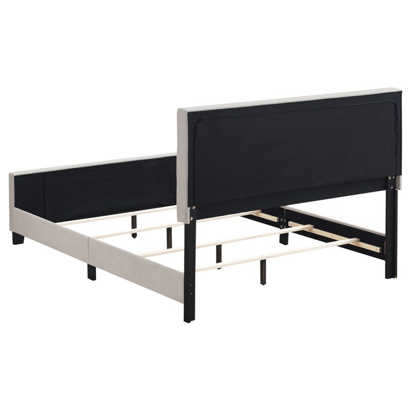 Lit à panneau tapissier beige très grand Eastern, rembourrage confortable, style structuré, convient au décor de la chambre à coucher, sommier tapissier pour le soutien doucement enveloppé de cuir, tête de lit, pièce, longévité du matelas