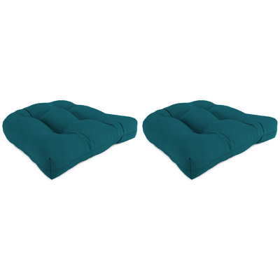 Contoured Outdoor Wicker Seat Cushion