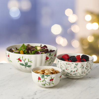 Pfaltzgraff Winterberry 3-Piece Scalloped Serving Bowl Set