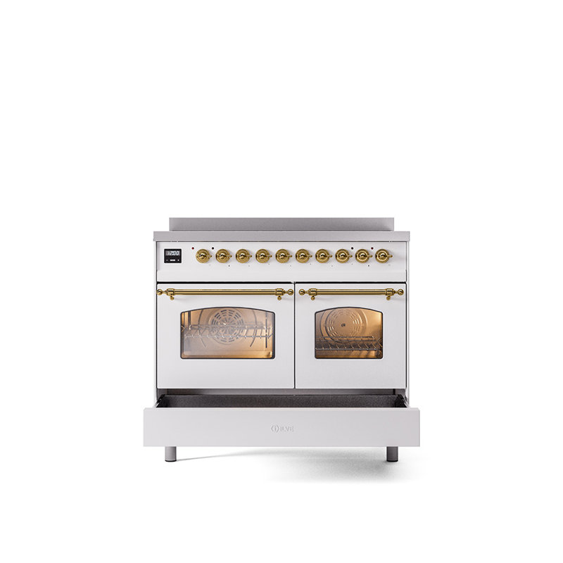 Cuisinière à induction 40 pouces avec 6 éléments à induction ILVE Nostalgie II Series (porte en verre), Blanc/laiton