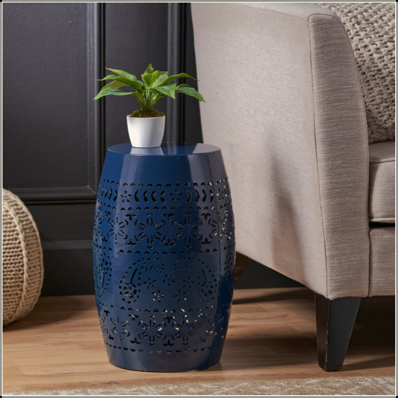 Table d'appoint unique en métal avec motif en dentelle pour différents espaces, Bleu très foncé