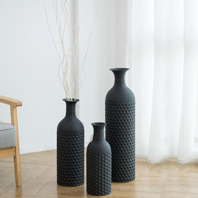 Buono Metal Floor Vase