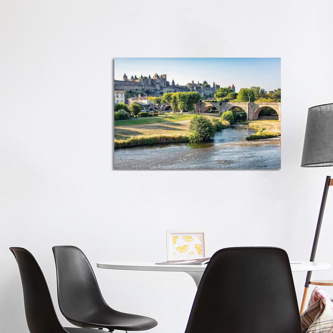 Carcassonne Festung von Manjik Pictures - Galerie-verpackte Leinwand Giclée auf Leinwand